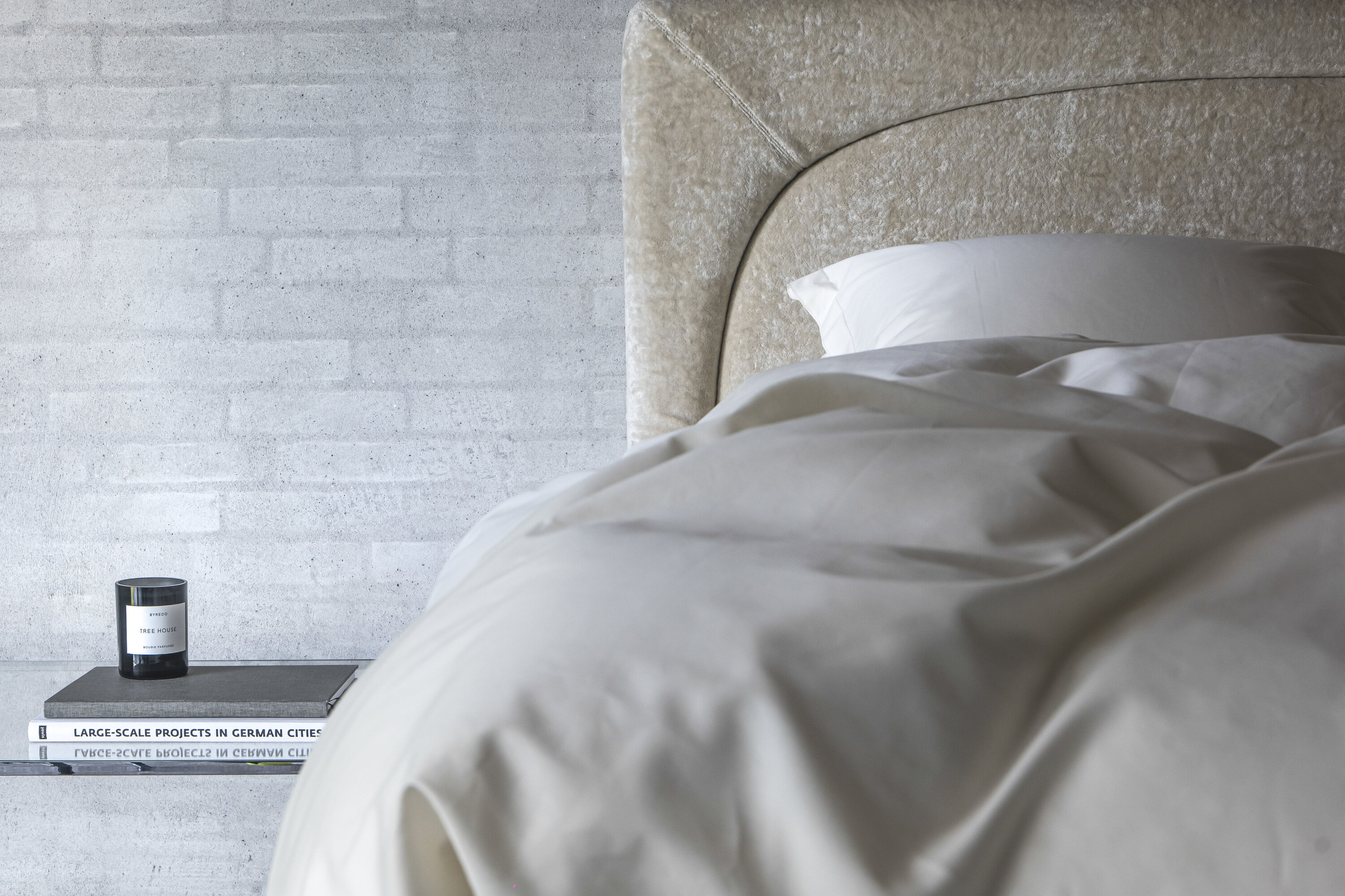 bed_adjustable_dux-motion_sustainable-comfort_pie_comfort_3.JPG